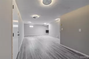 2239 Entity Ave, Saint Louis, MO 63114 - Photo 21