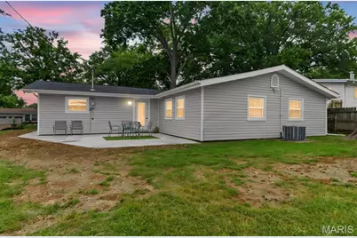 732 Hubert Drive, Saint Louis, MO 63125 - Photo 33
