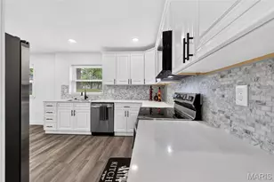 732 Hubert Dr, Saint Louis, MO 63125 - Photo 5