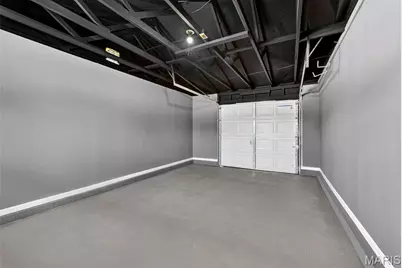 732 Hubert Drive, Saint Louis, MO 63125 - Photo 15