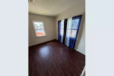 6706 Stratford Avenue, Pine Lawn, MO 63121 - Photo 5