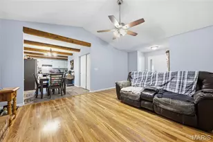 2553 Tricia Ln, High Ridge, MO 63049 - Photo 9