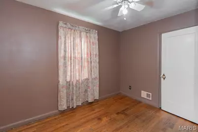 9211 Alpine Drive, Affton, MO 63123 - Photo 37
