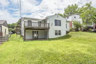 9211 Alpine Dr, Affton, MO 63123 - Photo 9