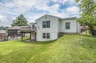 9211 Alpine Dr, Affton, MO 63123 - Photo 7