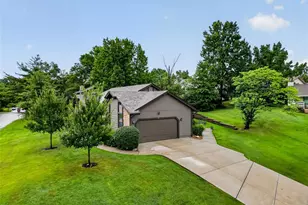 21 Dijon Ct, Lake Saint Louis, MO 63367 - Photo 13