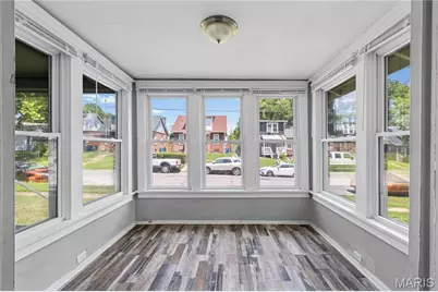 6538 Julian Avenue, Saint Louis, MO 63133 - Photo 7