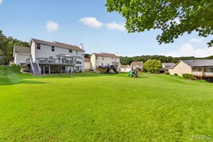 708 Hilltop Woods Ct, Eureka, MO 63025 - Photo 51