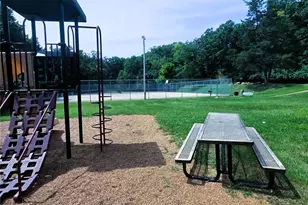 708 Hilltop Woods Ct, Eureka, MO 63025 - Photo 73
