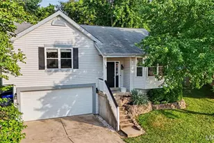 119 Aspencade Cir, Saint Peters, MO 63376 - Photo 3