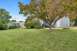 6320 Ashbury Dr, Saint Louis, MO 63123 - Photo 35