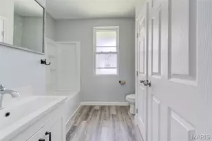 1947 D Amato Ct, Saint Louis, MO 63136 - Photo 15