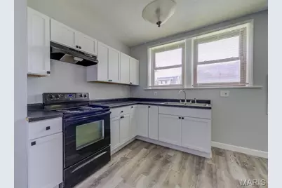 1947 Damato Court, Saint Louis, MO 63136 - Photo 9