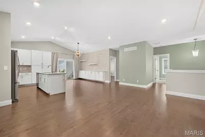 15 Country Trail Court, Lake Saint Louis, MO 63367 - Photo 15