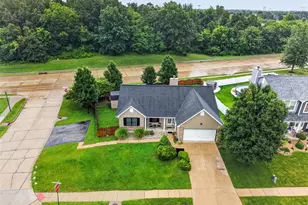 2 Moonstone Ct, O'Fallon, MO 63366 - Photo 3