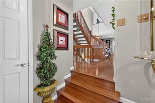 1706 Thorny Briar Dr, Creve Coeur, MO 63146 - Photo 5