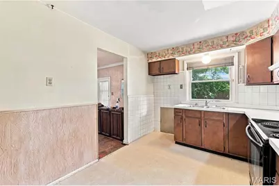 1201 Lang Drive, Saint Louis, MO 63135 - Photo 9