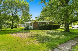 1201 Lang Dr, Saint Louis, MO 63135 - Photo 21