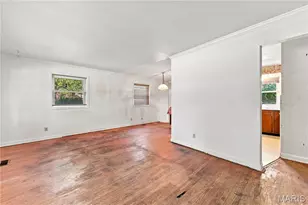 1201 Lang Dr, Saint Louis, MO 63135 - Photo 3