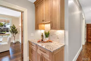 231 E Argonne Dr, Kirkwood, MO 63122 - Photo 15