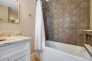 231 E Argonne Dr, Kirkwood, MO 63122 - Photo 41