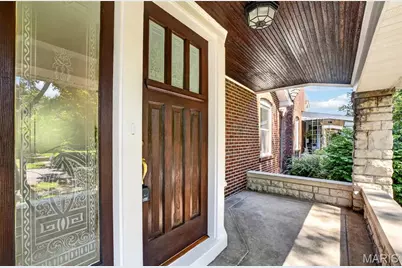 4005 Dover Place, Saint Louis, MO 63116 - Photo 3