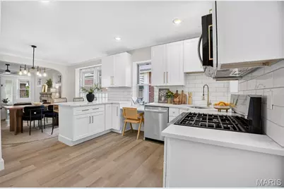 4005 Dover Place, Saint Louis, MO 63116 - Photo 15