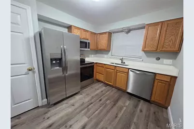 1968 Greenglen Drive #101, Kirkwood, MO 63122 - Photo 3