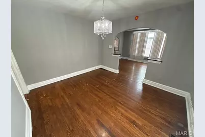 5552 Emerson Avenue, Saint Louis, MO 63120 - Photo 7