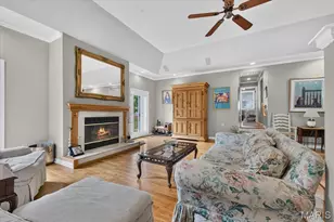 8686 Barby Ln, University City, MO 63124 - Photo 19