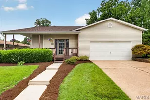 8686 Barby Ln, University City, MO 63124 - Photo 3