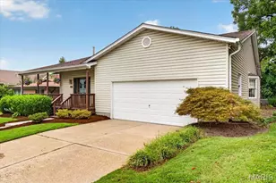 8686 Barby Ln, University City, MO 63124 - Photo 5