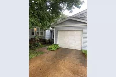 285 Highland Village, Valley Park, MO 63088 - Photo 1