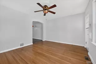 4327 Tyrolean Ave, Saint Louis, MO 63116 - Photo 17