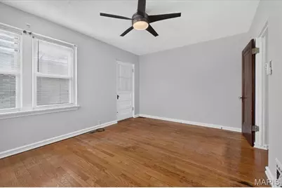 4327 Tyrolean Avenue, Saint Louis, MO 63116 - Photo 29