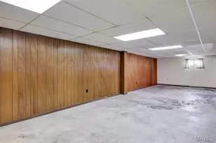1407 Fox Creek Dr, Saint Louis, MO 63126 - Photo 29
