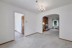 1407 Fox Creek Dr, Saint Louis, MO 63126 - Photo 11