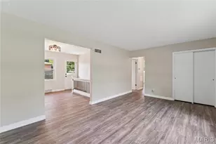 160 St Patrick Ln, Florissant, MO 63031 - Photo 5