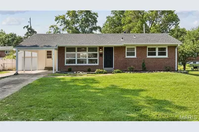 160 Saint Patrick Lane, Florissant, MO 63031 - Photo 1