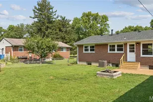 160 St Patrick Ln, Florissant, MO 63031 - Photo 33