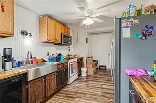 300 Stewart St, De Soto, MO 63020 - Photo 3