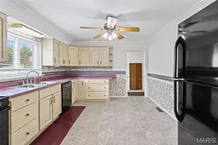 2833 Parthenon Dr, Olympian Village, MO 63020 - Photo 9