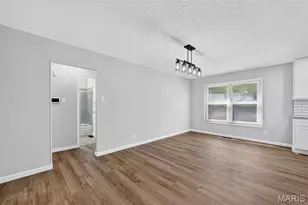 6650 Silver Fox Dr, Florissant, MO 63034 - Photo 5