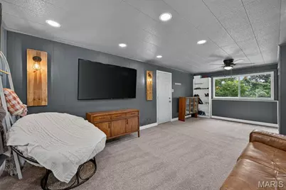 10800 Hobday Avenue, Saint Ann, MO 63074 - Photo 39