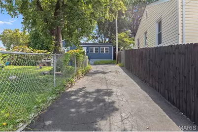 230 Kayser Avenue, Saint Louis, MO 63125 - Photo 21