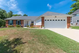 765 Spring Hill Farm Dr, Ballwin, MO 63021 - Photo 1