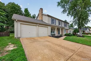 15571 Rose Gate Ln, Chesterfield, MO 63017 - Photo 3