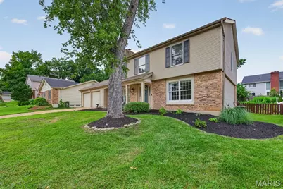 15571 Rose Gate Lane, Chesterfield, MO 63017 - Photo 5