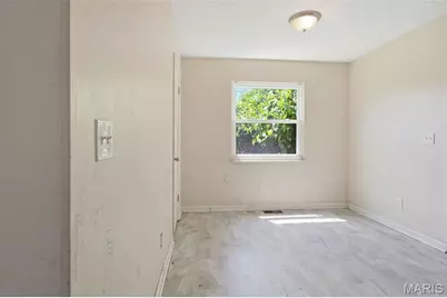 415 Hentschel Place, Saint Louis, MO 63135 - Photo 7