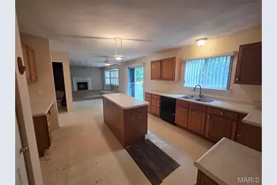 4516 Southridge Pines Drive, Saint Louis, MO 63128 - Photo 13